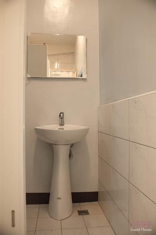 Tara 塔拉guest House Chiayi City Exteriör bild